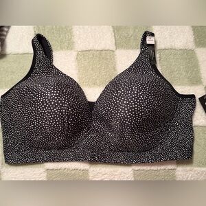 BNWT Wireless 46DDD Bra